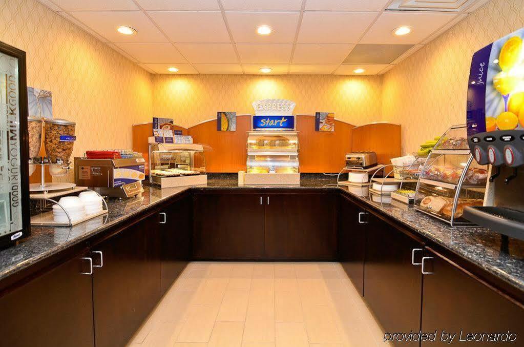 Holiday Inn Express Atlanta-Stone Mountain By Ihg Екстериор снимка