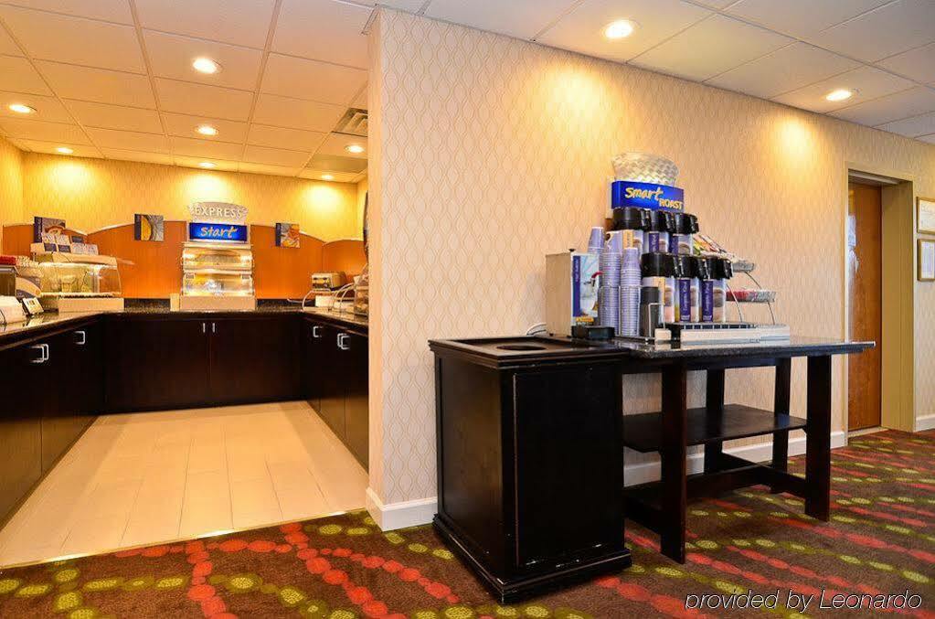 Holiday Inn Express Atlanta-Stone Mountain By Ihg Екстериор снимка
